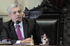 Julin Domnguez: Estamos nuevamente bajo otras formas de planteos que insisten en darle trato preferencial al reclamo de los fondos buitre