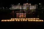  Con velas, activistas realizan acto de luto por los animales en Plaza de Mayo