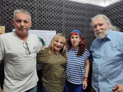 Miriam  Sarkis  en Raton de Biblioteca de Radio APL Soberana