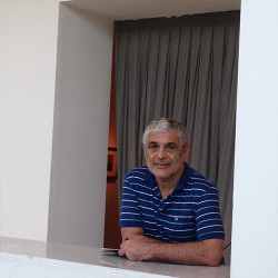 Poemas de Carlos Mario Pierucci (Caba)