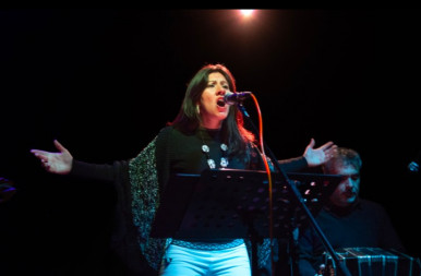  Del litoral a Bs. As: el nuevo viaje musical y potico de Laura Segovia 