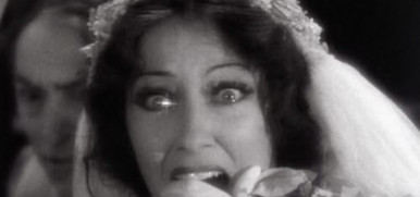 GLORIA SWANSON,  CASI UN SIGLO DESPU�S. Por Sebasti�n Jorgi