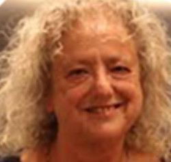 Una mujer con alas | Muestra homenaje a la escritora Adela Basch en la Biblioteca del Congreso 